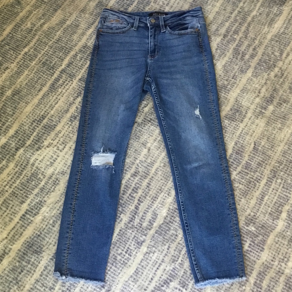 Judy Blue Jeans Howdy Boyfriend Distressed Jeans